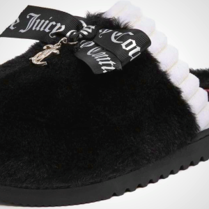 Juicy Couture Women's Faux Fur Slippers – Fuzzy Closed-Toe, Fluffy Winter House Shoes, Comfortable Slip-Ons