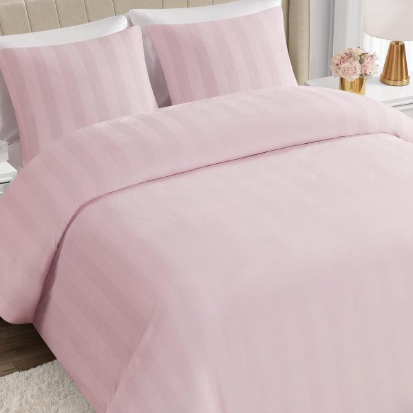 Juicy Couture Jenny Velour Striped Jacquard Queen/Full Size Duvet Cover Bedding Set Ensemble - Pink 3 Piece Set jenny saville