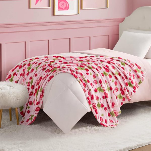 Juicy Couture Berry Happy 50" x 70" Plush Throw Blanket, Pink - Decorative Blankets for Sofas, Throws for Chairs, and Beds-2