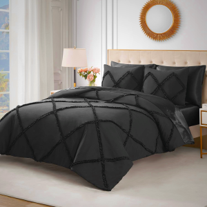Juicy Couture Diamond Queen Comforter Set - Ruffle 3-Piece Machine Washable Reversible Bedding Comforter Set, Black